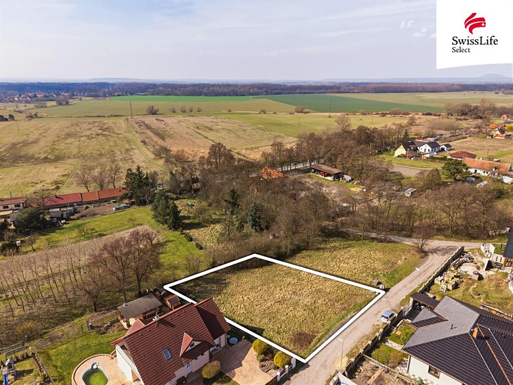Prodej stavebního pozemku 1 054 m² - foto 2