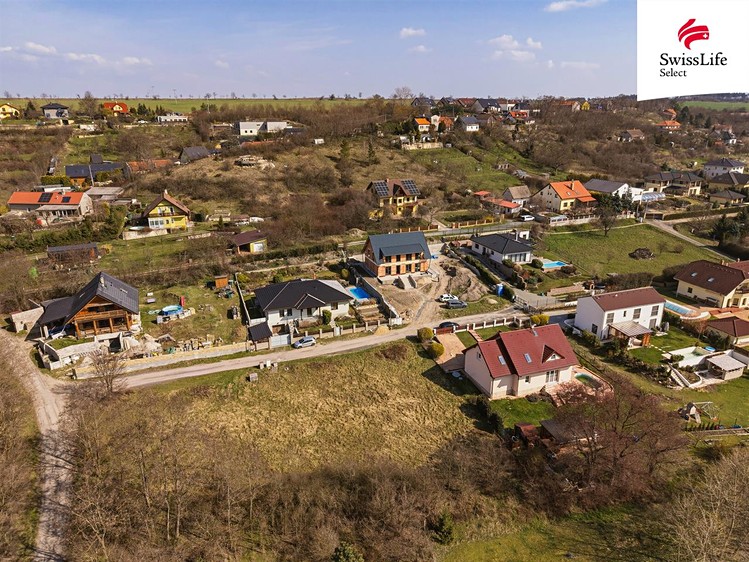 Prodej stavebního pozemku 1 054 m² - foto 6