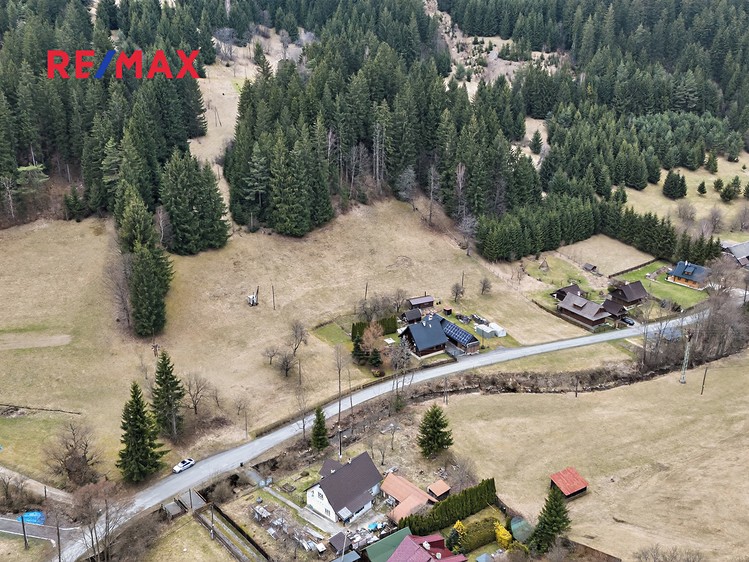 Prodej stavebního pozemku 1 033 m² - foto 7