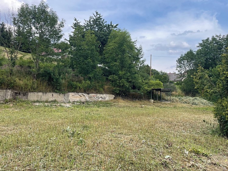 Prodej stavebního pozemku 883 m² - foto 2