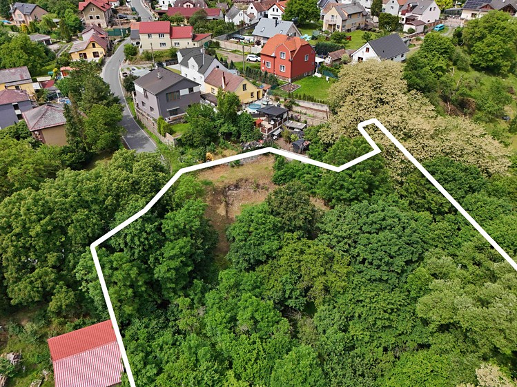 Prodej stavebního pozemku 2 052 m² - foto 7