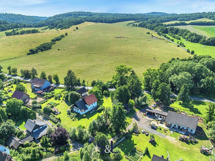 Prodej  stavebního pozemku 1 527 m² - foto 6