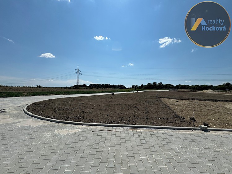 Prodej stavebního pozemku 903 m² - foto 2