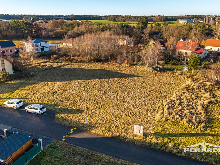 Prodej  stavebního pozemku 1 054 m² - foto 3