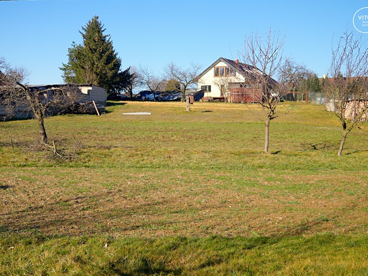 Prodej stavebního pozemku 2 525 m² - foto 4