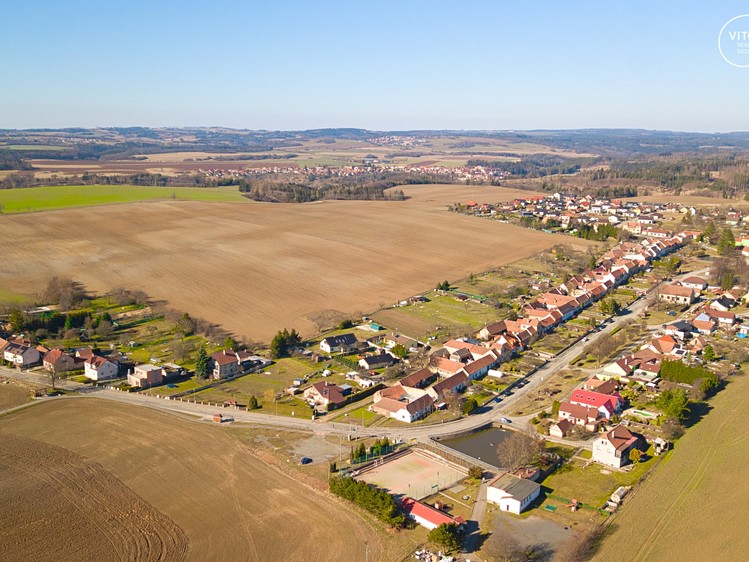 Prodej stavebního pozemku 2 525 m² - foto 6