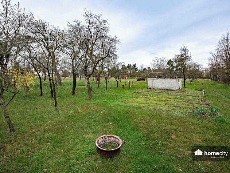 Prodej stavebního pozemku 1 429 m² - foto 3