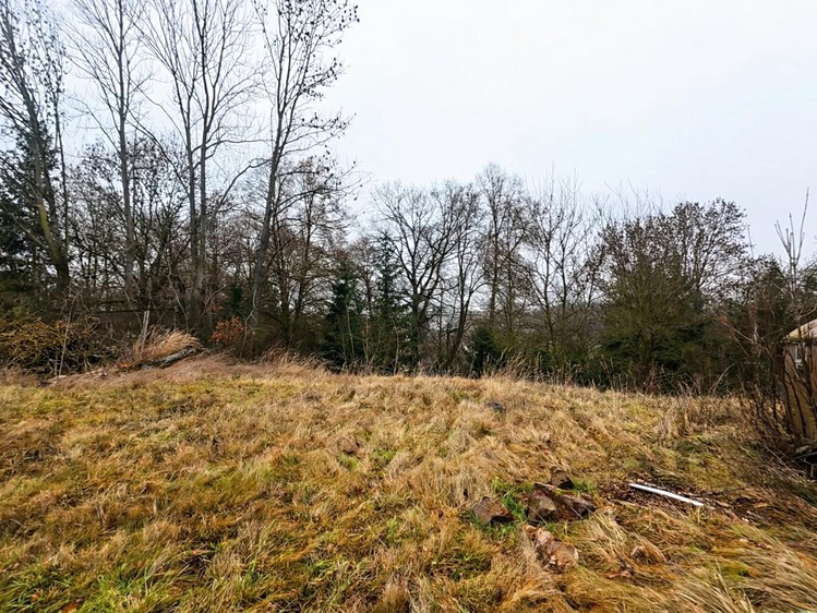 Prodej  stavebního pozemku 3 520 m² - foto 8