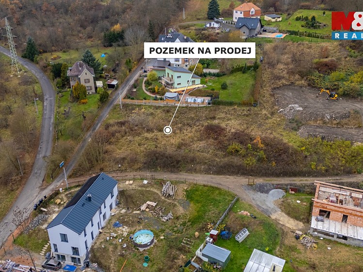Prodej stavebního pozemku 1 477 m² - foto 2
