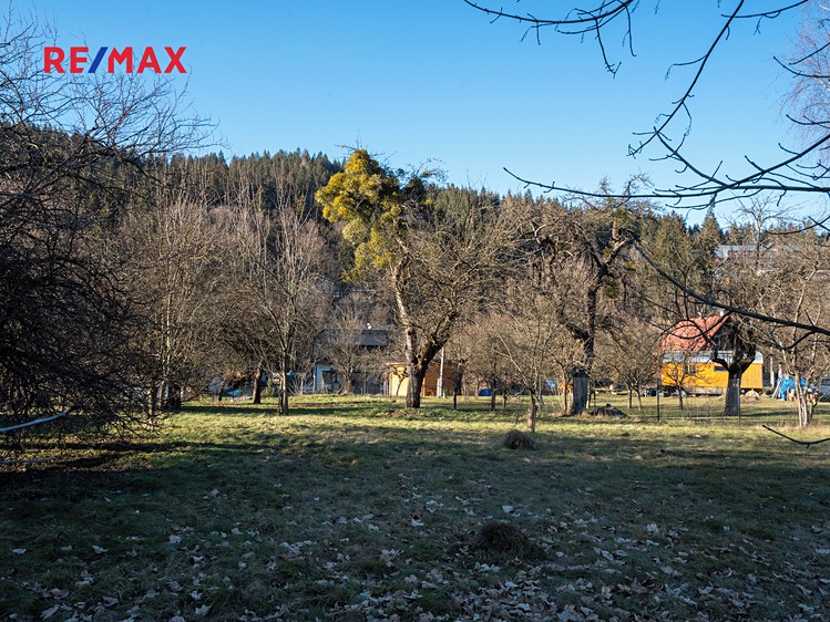 Prodej stavebního pozemku 1 000 m² - foto 5