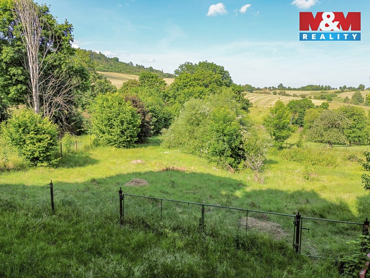 Prodej stavebního pozemku 1 377 m² - foto 2