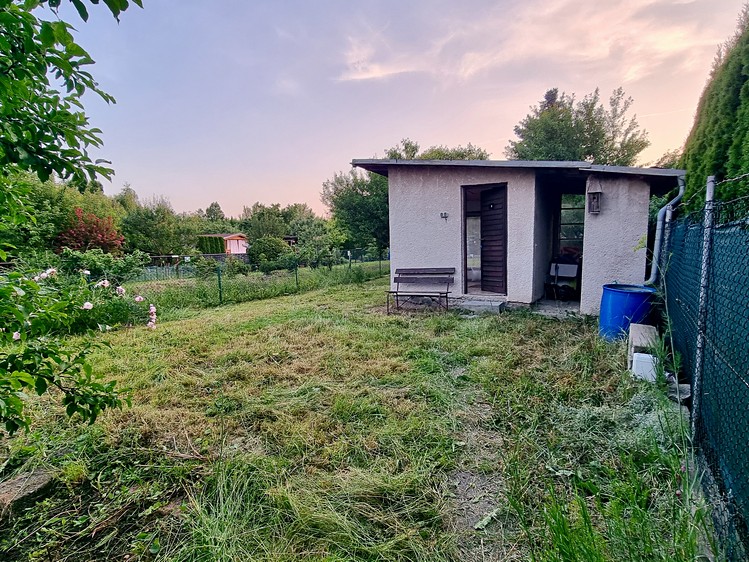Pronájem zahrady 212 m² - foto 6