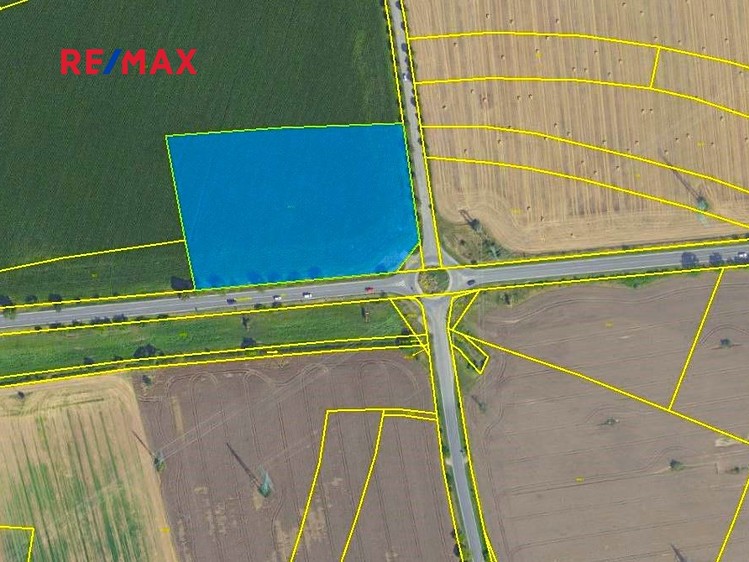 Pronájem pole 14 045 m² - foto 1