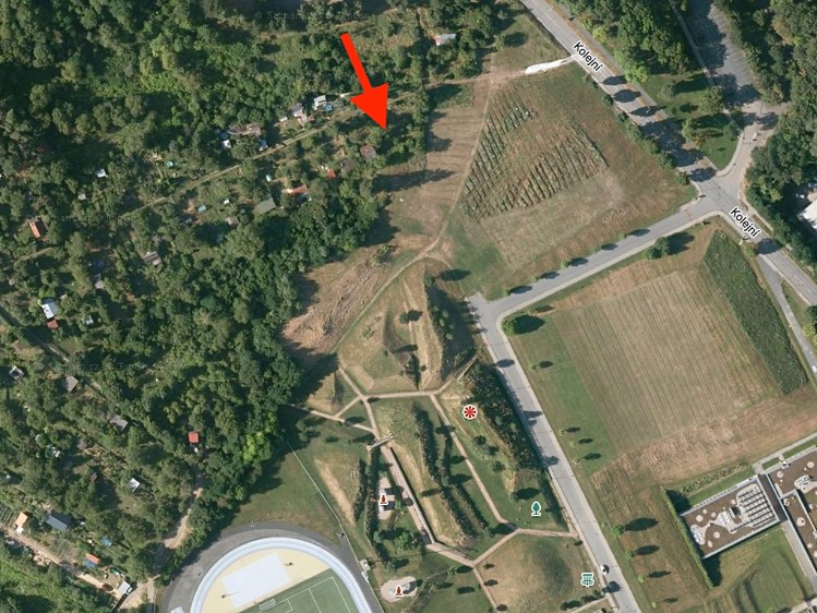 Pronájem zahrady 700 m² - foto 3