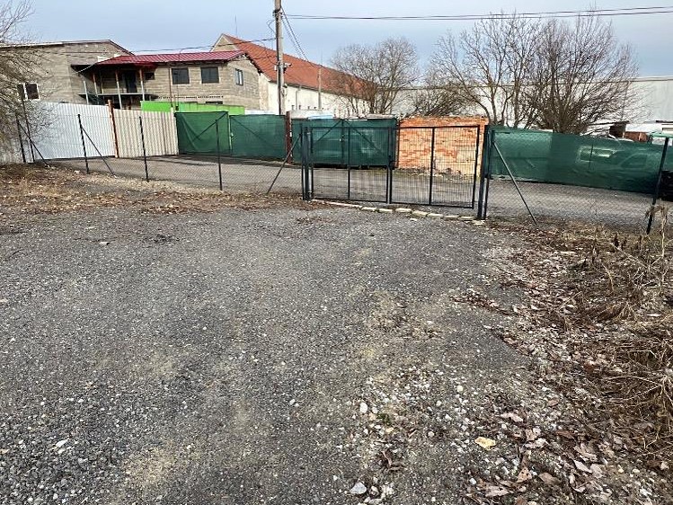 Pronájem  komerčního pozemku 1 100 m² - foto 8