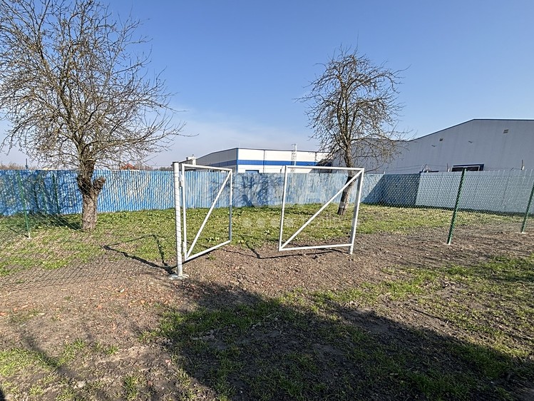 Pronájem zahrady 200 m² - foto 2
