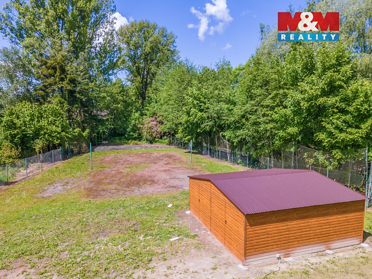 Pronájem pozemku 800 m² - foto 2