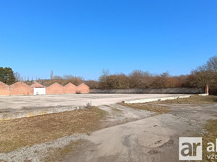 Pronájem komerčního pozemku 2 500 m² - foto 2