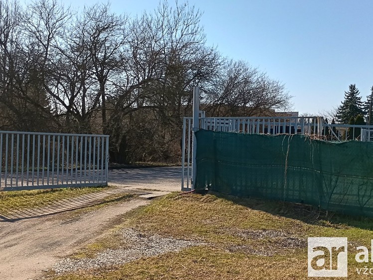 Pronájem komerčního pozemku 2 500 m² - foto 3