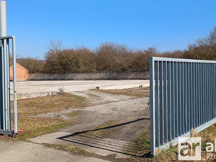 Pronájem komerčního pozemku 2 500 m² - foto 6