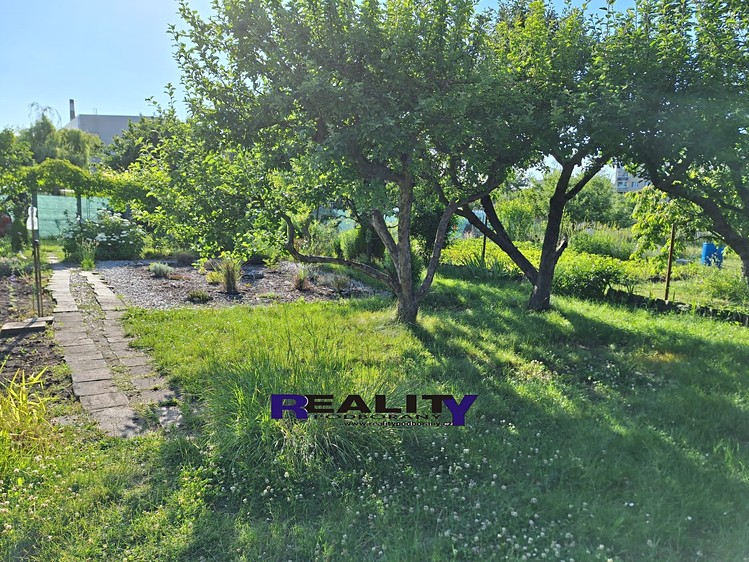 Pronájem zahrady 418 m² - foto 6