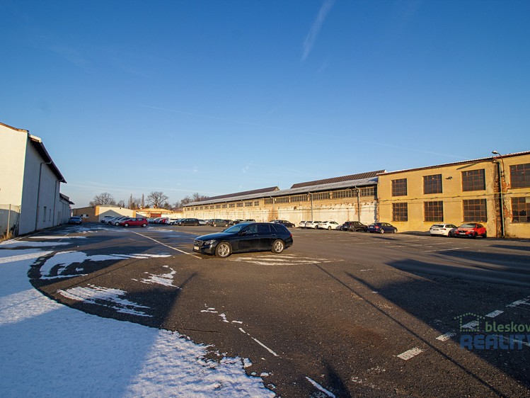 Pronájem komerčního pozemku 4 800 m² - foto 6