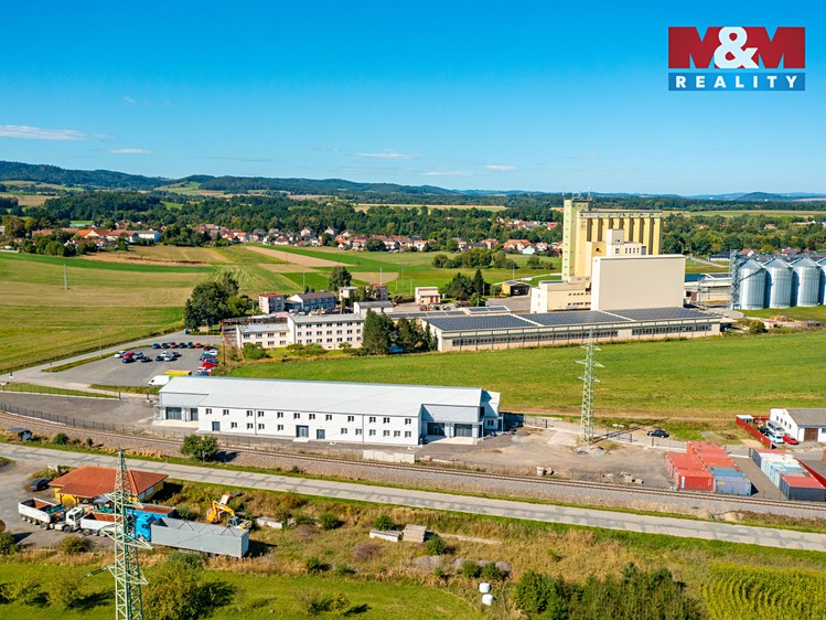 Pronájem  komerčního pozemku 1 500 m² - foto 3