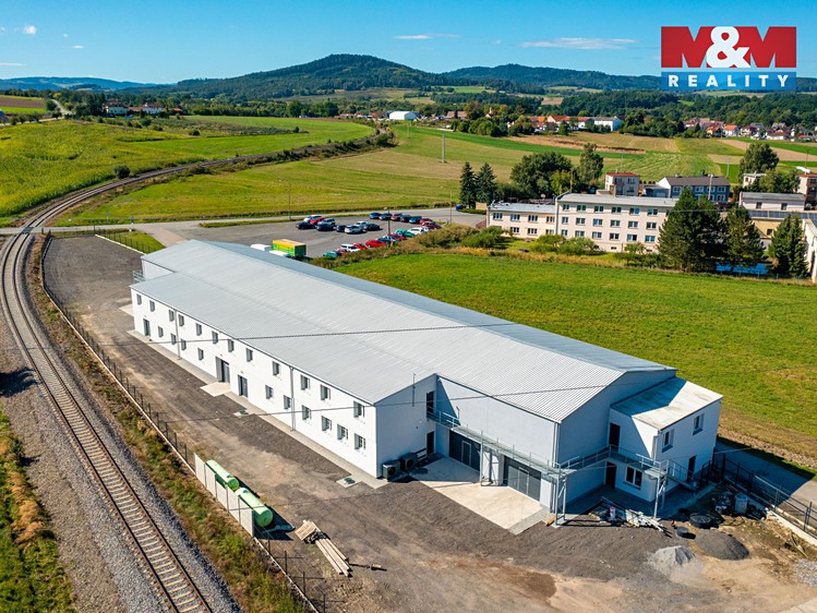 Pronájem  komerčního pozemku 1 500 m² - foto 7