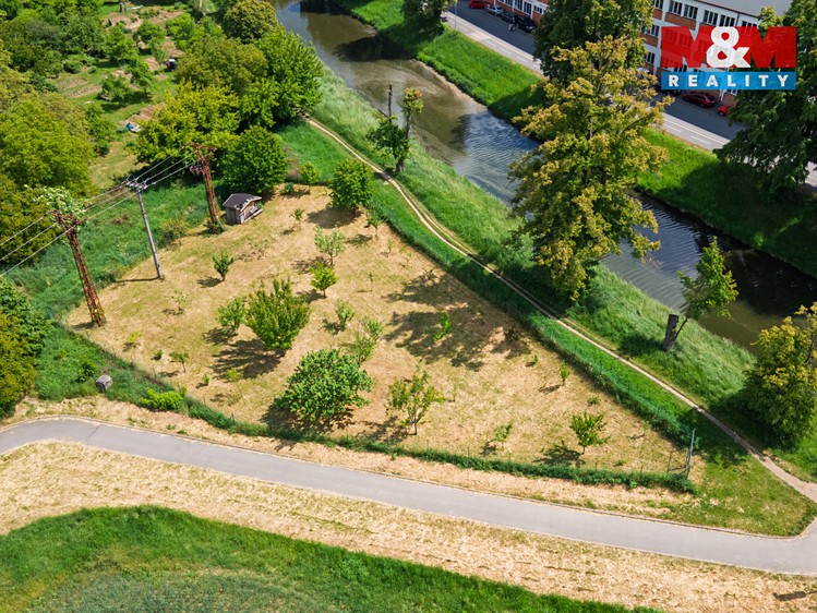 Pronájem  zahrady 1 799 m² - foto 5