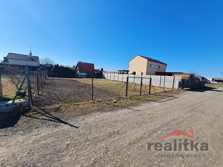 Pronájem zahrady 429 m² - foto 3