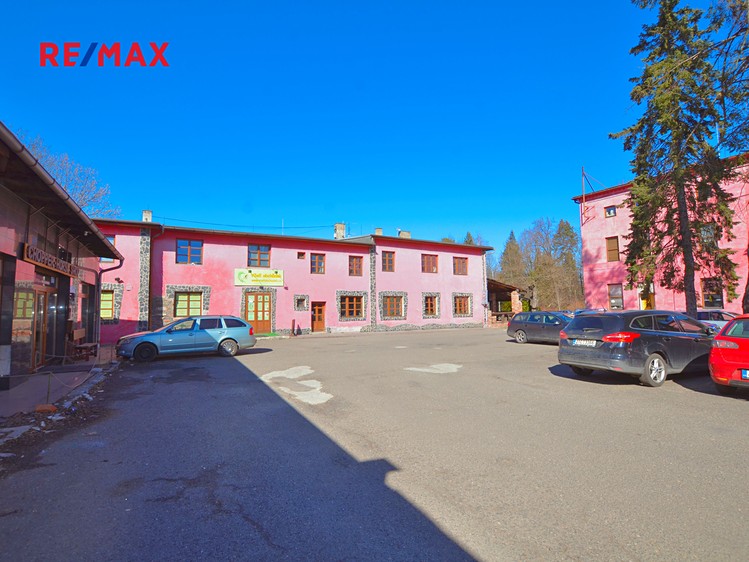 Pronájem  pozemku 1 000 m² - foto 7