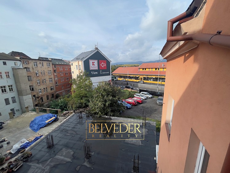 Pronájem komerčního pozemku 1 017 m² - foto 6