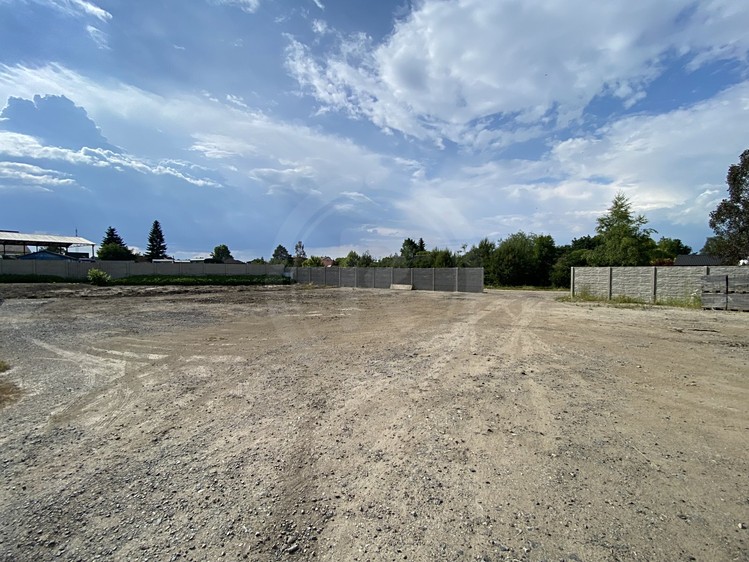 Pronájem komerčního pozemku 1 200 m² - foto 4