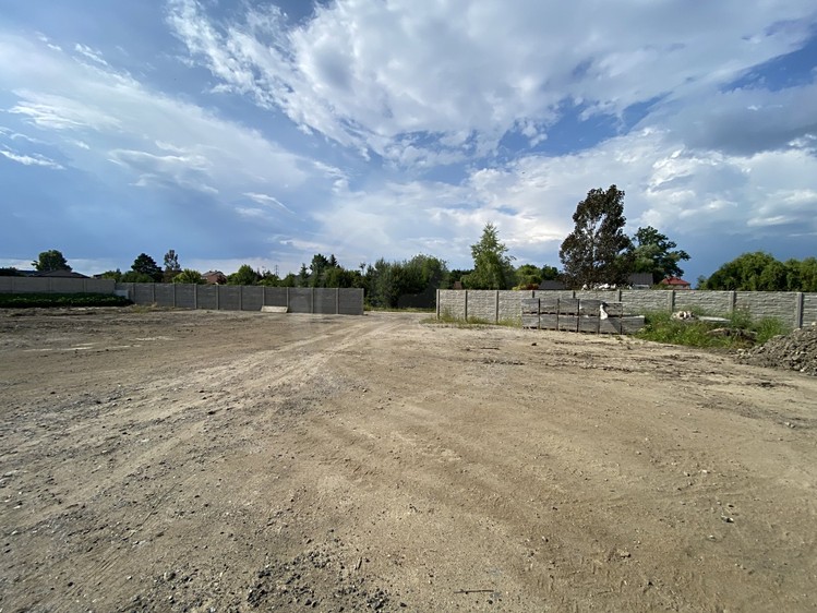 Pronájem komerčního pozemku 1 200 m² - foto 5