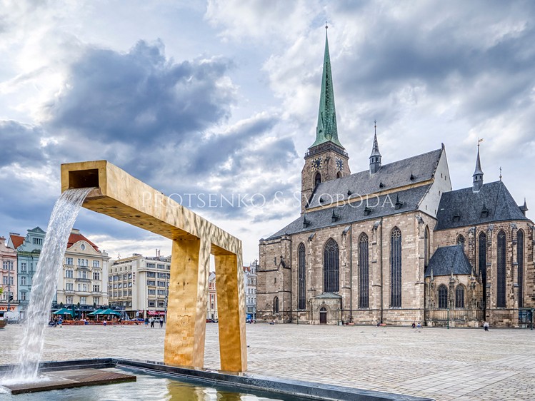 Prodej činžovního domu 1 820 m² - foto 2
