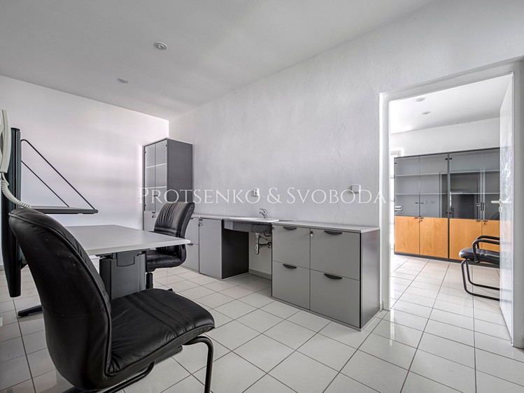 Prodej ordinace 530 m² - foto 5