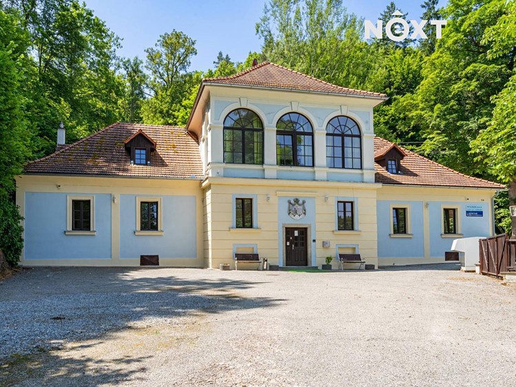 Prodej obchodního prostoru 522 m² - foto 2