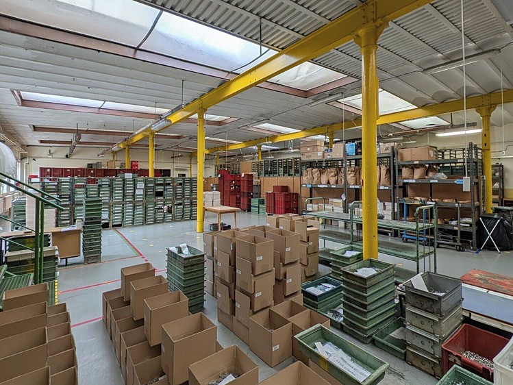 Prodej skladového prostoru 3 000 m² - foto 1