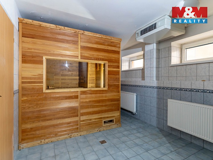 Prodej obchodního prostoru 305 m² - foto 6