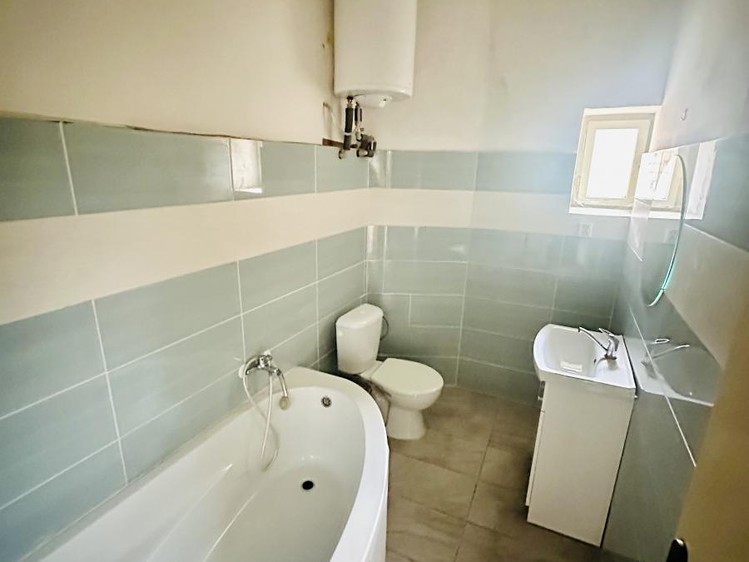 Prodej činžovního domu 600 m² - foto 5
