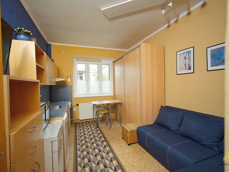 Prodej komerční nemovitosti 180 m² - foto 5