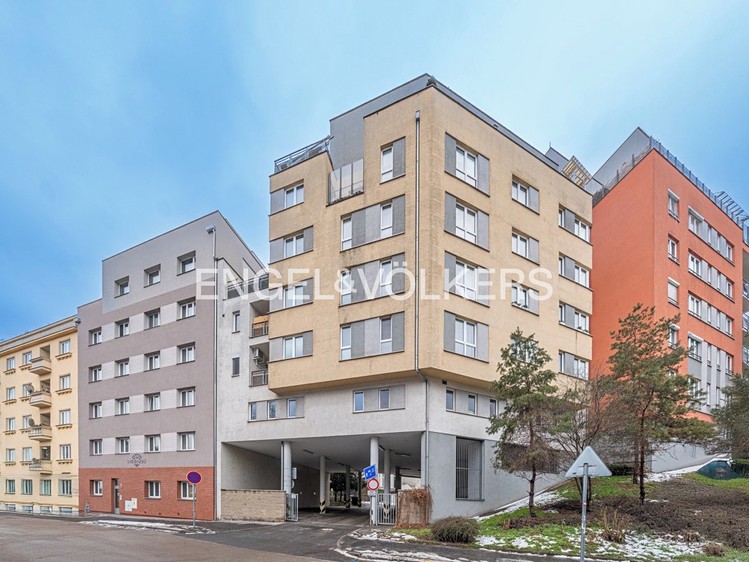 Prodej komerční nemovitosti 32 m² - foto 3