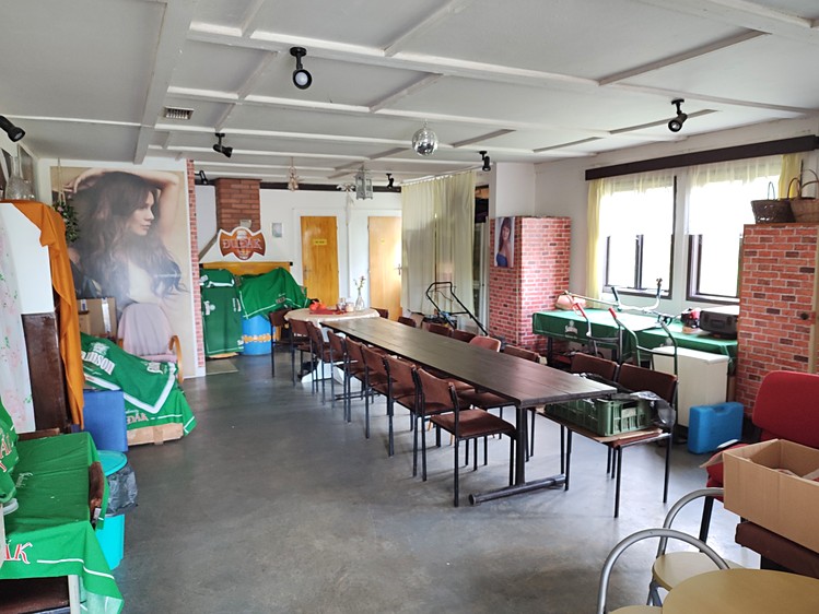 Prodej obchodního prostoru 182 m² - foto 3