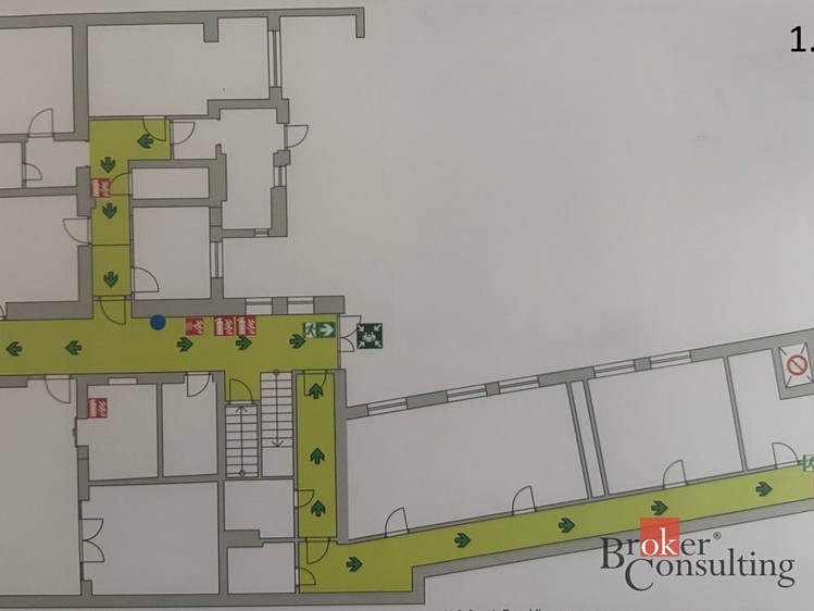 Prodej obchodního prostoru 740 m² - foto 2