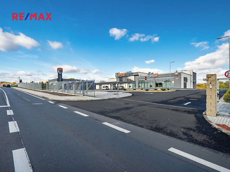 Prodej komerční nemovitosti 1 967 m² - foto 3