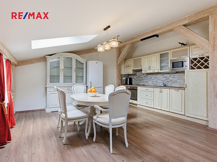 Prodej kanceláře 205 m² - foto 4