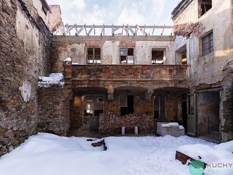 Prodej činžovního domu 500 m² - foto 7