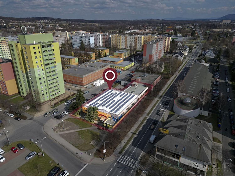 Prodej komerční nemovitosti 1 060 m² - foto 1