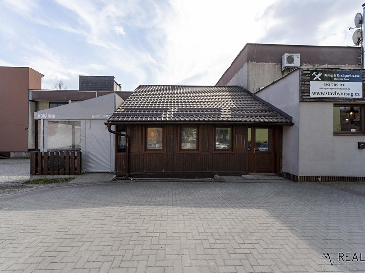 Prodej komerční nemovitosti 1 060 m² - foto 8