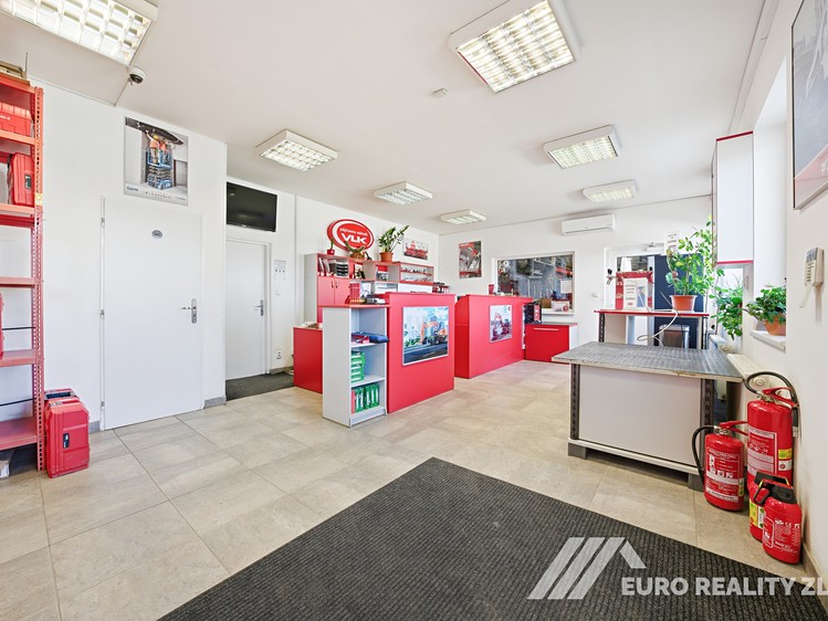 Prodej výrobní haly, prostoru 643 m² - foto 7